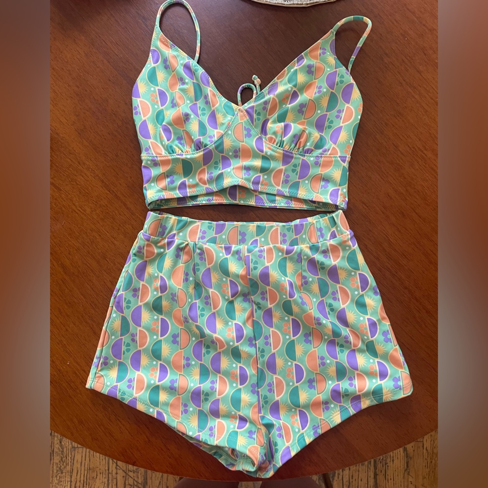 Inner Relm retro surf suit. Size small top and bottom